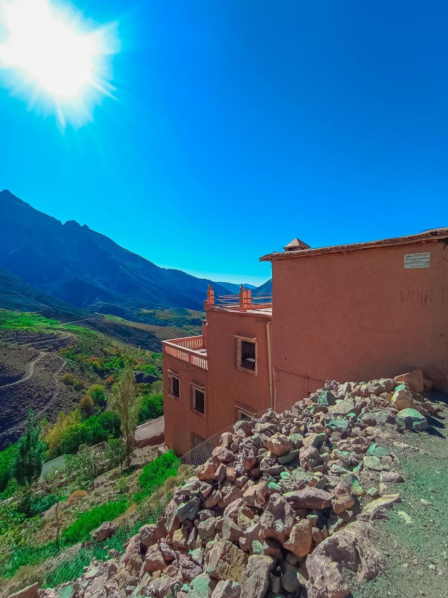 Gite Ogog Tacheddirt Exterior foto